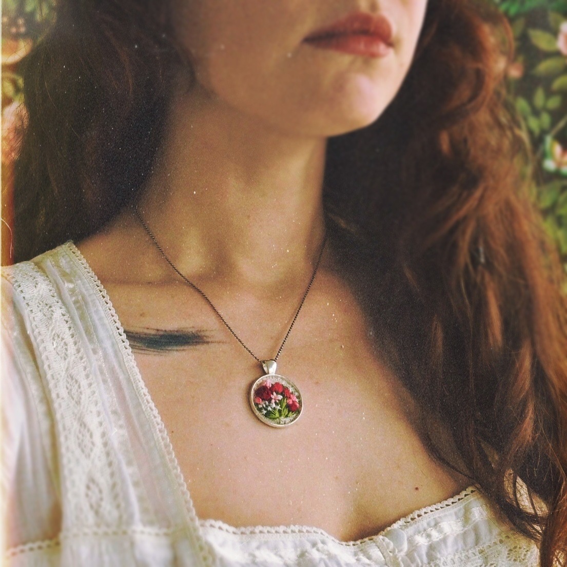 Haftowana biżuteria na zamówienie